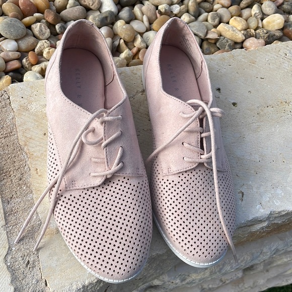 NWOB Kelly & Katie light pink loafers size 6.5 - Picture 1 of 6